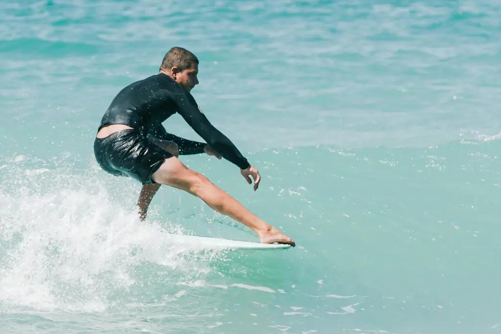 Surfeur du club en manœuvre aux Lecques